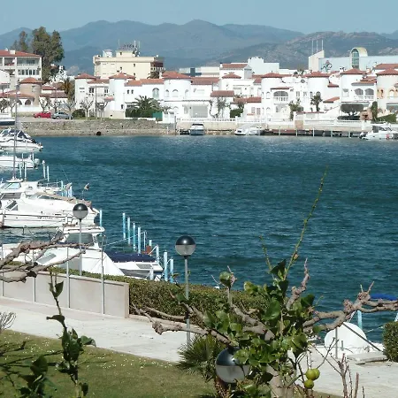 Apartment Vistas A La Marina Ref 232 Empuriabrava